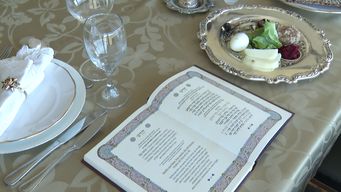 comienza la pascua judia, que conmemora la liberacion y salida del pueblo hebreo de egipto