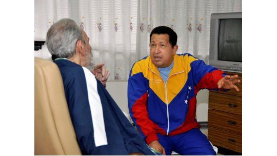 Maduro: ”Chávez está dando una batalla gigantesca por su salud”