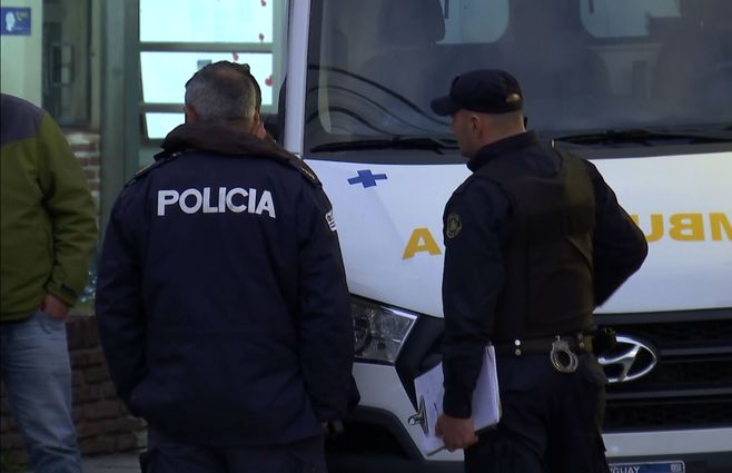 policía-policlínica-capitán-tula.jpg