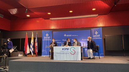 tres medicos y una enfermera israelies llegaron a uruguay para apoyar a personal de salud