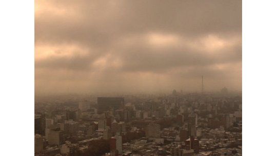 Alerta en aeropuerto por el regreso de las cenizas volcánicas