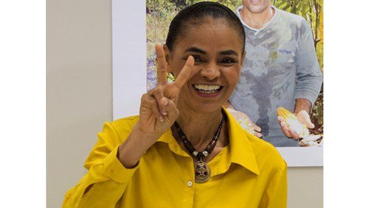 Marina Silva se apresta a apoyar a Neves para lograr un cambio
