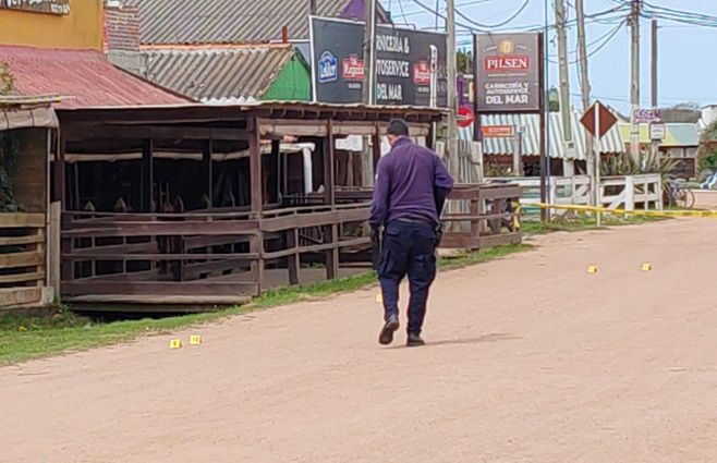 Foto: Willan Dialutto, Subrayado. Homicidio en Barra de Valizas, Rocha.