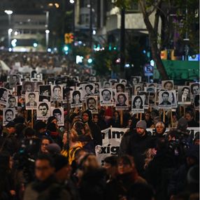 Una multitud reclamó verdad y justicia por la avenida 18 de Julio en una nueva edición de la Marcha del Silencio Una multitud reclamó verdad y justicia por la avenida 18 de Julio en una nueva edición de la Marcha del Silencio