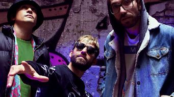 lo pibitos celebran 15 anos con un show en la trastienda