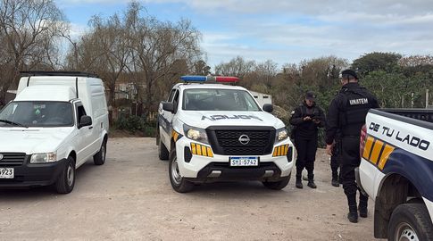 Un repartidor fue rapiñado a punta de pistola, persiguió al delincuente y recuperó su camioneta en Tres Ombúes
