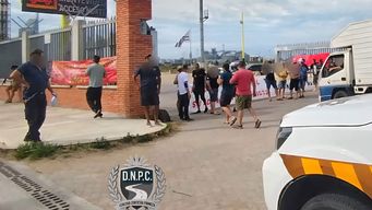 cortes en el ingreso al puerto por medidas del sindicato provoca transito congestionado en los accesos