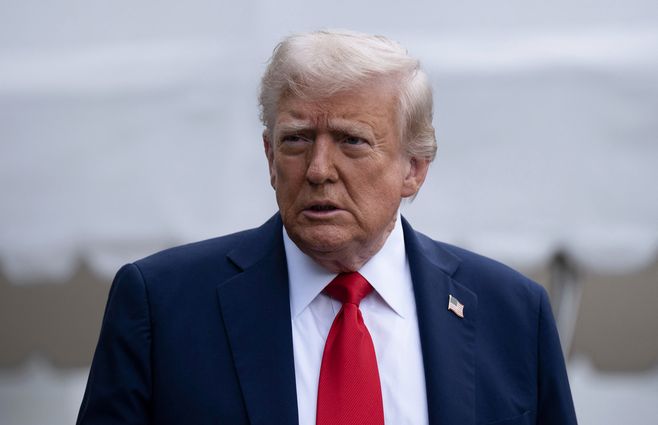 Trump amenaza con "borrar a Irán de la faz de la Tierra" si ataca barcos de Estados Unidos