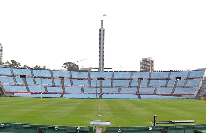 Estadio-Centenario-tribuna-olímpica.jpg