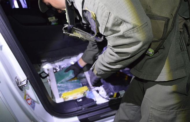 droga-auto-uruguaya-corrientes-3