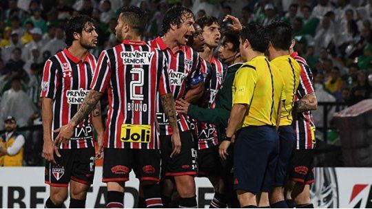 Lugano expulsado Copa Libertadores