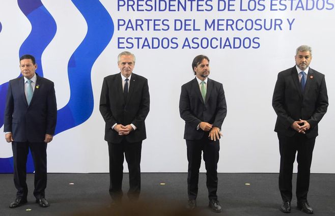 Presidentes del Mercosur en la Cumbre realizada en Uruguay. Foto: FocoUy. &nbsp;