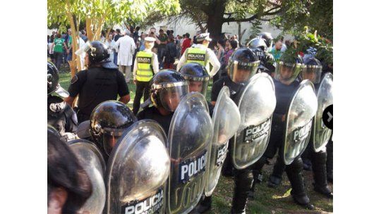 Graves incidentes en Argentina con trabajadores de un hospital