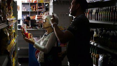 guaido  declarara alarma nacional por apagon que paraliza a venezuela