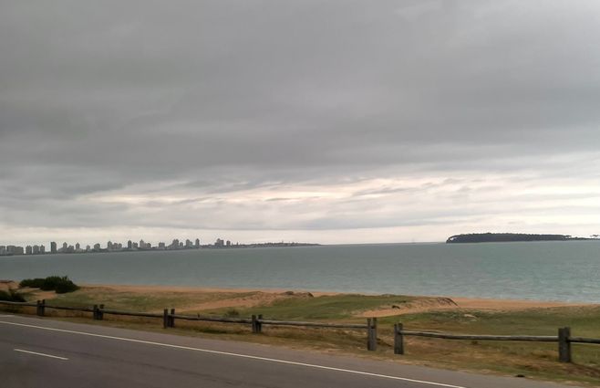 NUBLADO - PUNTA DEL ESTE - ISLA.jpeg
