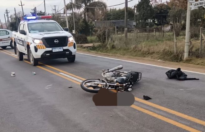 La moto que atropelló a la mujer y a los niños en ruta 34. Foto: Policía Caminera.