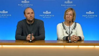 autoridades de secundaria sobredimensionaron y no han sabido manejar conflicto en iava, dice el frente amplio