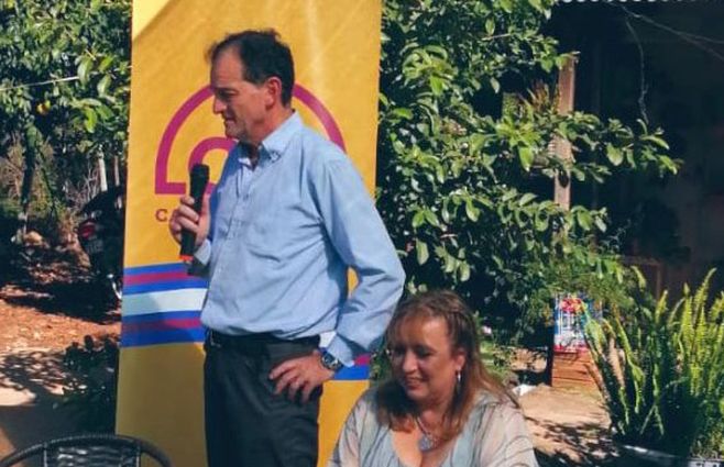 Manini y Moreira iniciaron su campaña en Artigas, donde ella ha sido edila por el Partido Nacional. El éxito de Cabildo Abierto los llevó al gobierno de coalición liderado por Lacalle Pou