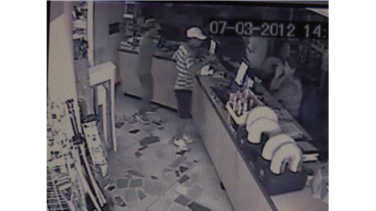 Dramático testimonio de barraquero baleado por tres menores