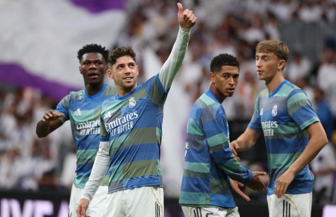 Foto: AFP. Fede Valverde (Real Madrid) en la previa del partido contra Barcelona en el Bernabéu.