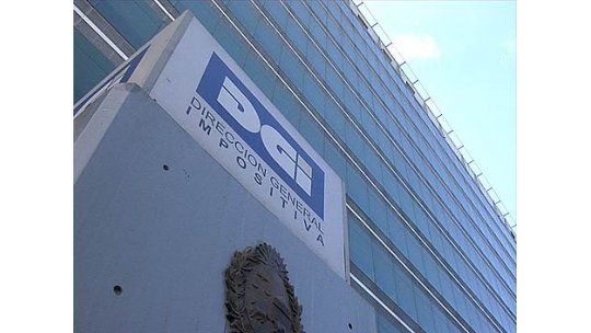 Colegios laicos le dirán que no a la DGI; católicos pasarán datos