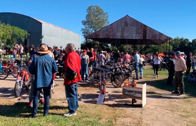 coleccionistas-motos-antiguas-colonia.jpg