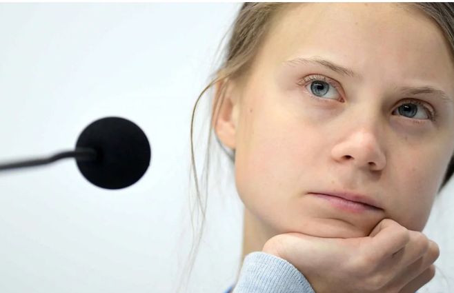 Thunberg ha sido insultada y parodiada por mandatarios negacionistas del cambio climático como Trump y Bolsonaro 