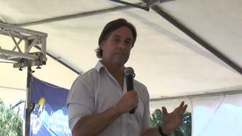 lacalle pou hablo de futuro y del balotaje: quedan 17 dias para la eleccion y nos jugamos mucho