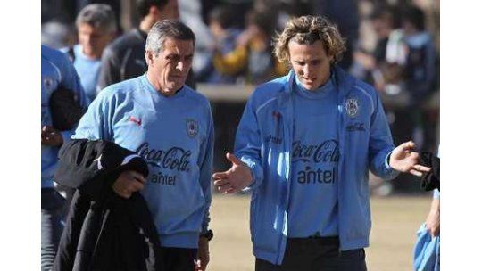 Tabárez: Hay que ver los puntos fuertes del rival y limitarlos