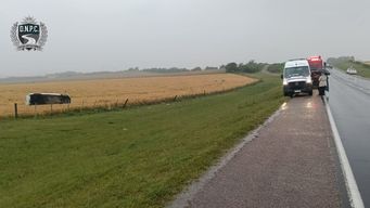 un muerto tras el despiste y vuelco de una camioneta en la ruta 21 en el departamento de soriano