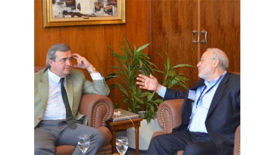 Larrañaga propuso un plan para reducir la informalidad laboral