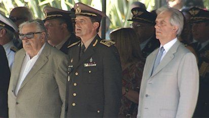 el comandante manini ya fue notificado de los detalles de su arresto a rigor por 30 dias