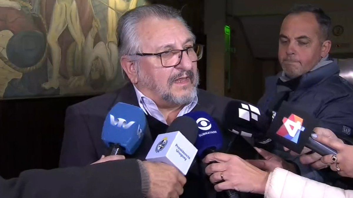 Firman acuerdo para concesión del dique flotante de terminal Capurro, con inversión de 20 millones de dólares