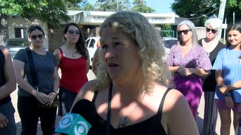 madres denuncian cierre de grupos en liceo de atlantida; nadie quedara afuera, dijo robert silva