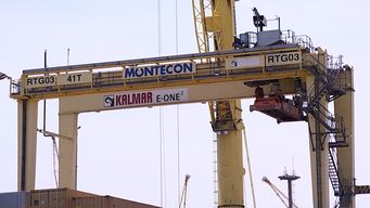 trabajadores del puerto realizaran paros por sectores desde el lunes