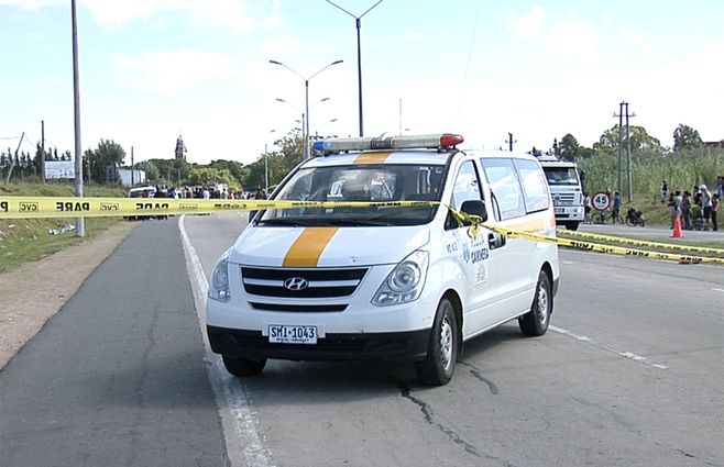 movil-policía-caminera-accidente-tránsito-ruta.jpg