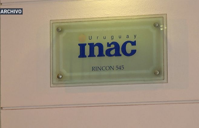 inac-placa-fachada.jpg