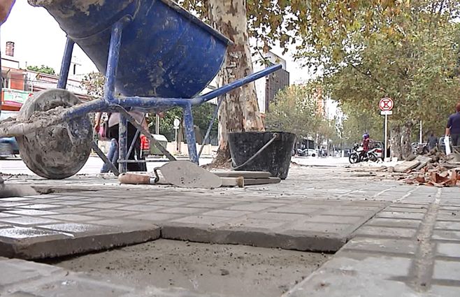 trabajo-calle-baldosas-intendencia.jpg