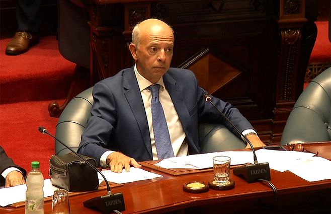 garcia-contra-abracinskas-senado