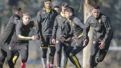 futbol de pretemporada: penarol y juventud de las piedras se vieron las caras