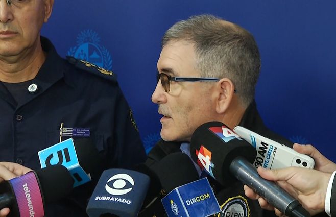 julio-sena-investigaciones-policia-por-amenazas-liceos