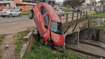 circulaba a gran velocidad en camioneta, provoco un siniestro en av. italia y se dio a la fuga; fue detenido