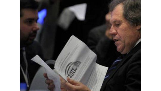 Crisis gobierno-oposición por Mercosur y acuerdo educativo