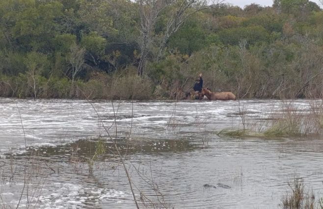 hombre-rescatado-tacuarembó.jpg