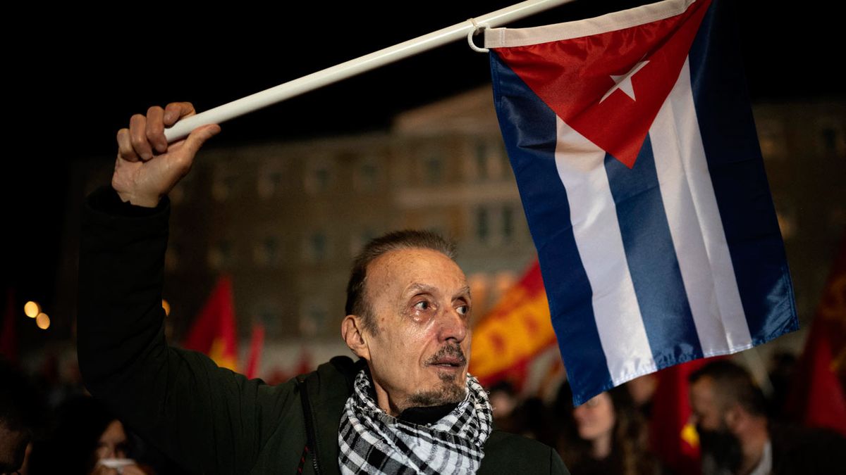 Apagones y escasez detonan ataque a una sede del Partido Comunista en Cuba