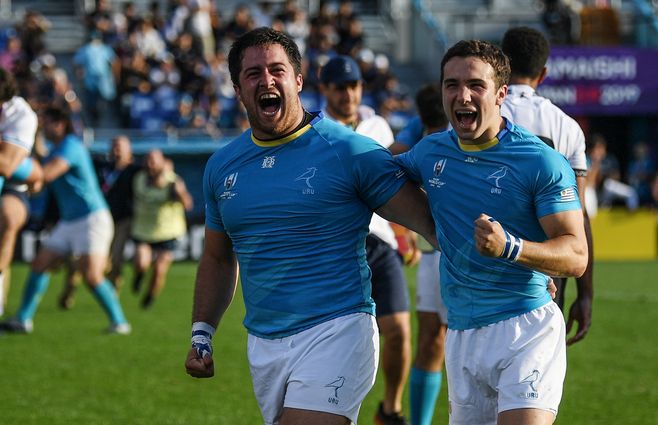 Felipe Etcheverry y Facundo Gattás celebran la victoria 