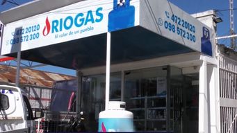 usuarios reportan problemas para acceder al subsidio de garrafas del mides a traves de la nueva aplicacion