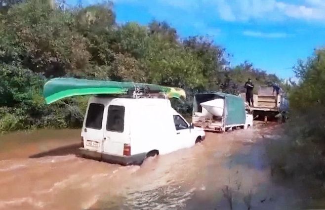 Evacuados en río Cebollatí, Rocha.