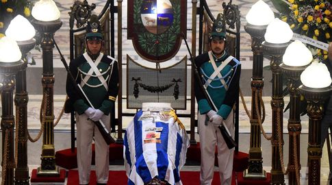 El velatorio de Ruben Rada en el Salón de los Pasos Perdidos: uruguayos dan el último adiós al artista