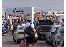 Ministra de Turismo analiza ventajas de ser destino gay friendly